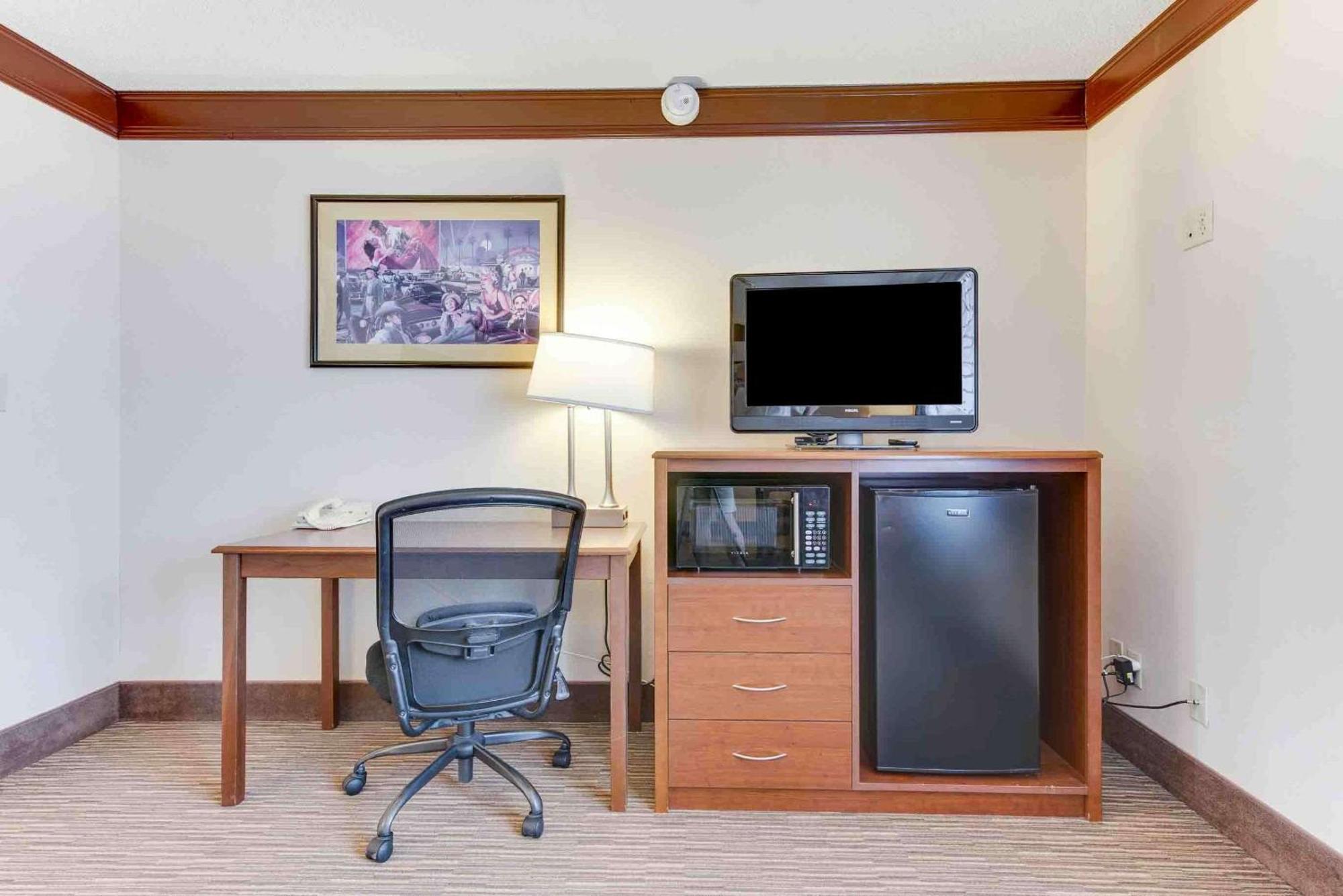 เบสท์ เวสเทิร์น มูฟวี แมเนอร์ Motel Monte Vista ภายนอก รูปภาพ